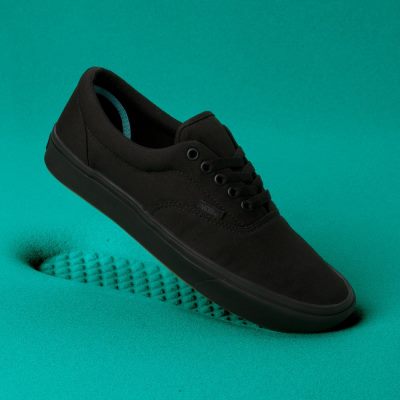 Vans Comfycush Era - Kadın Spor Ayakkabı (Siyah)